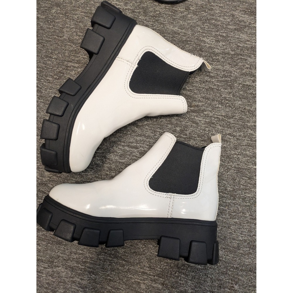 Circus by Sam Edelman Darielle Boots Women's 9.5 White Chunky Lug Sole Platform